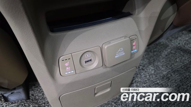 Kia Canival 2020 — photo 29