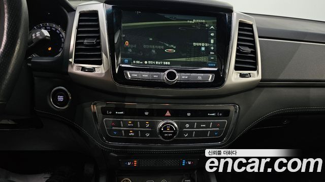 KG Mobility Rexton 2018 — photo 16