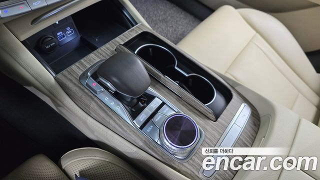 Kia K9 2023 — photo 12