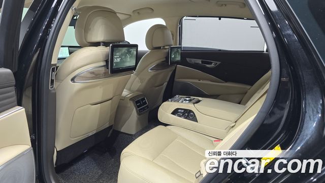 Kia K9 2023 — photo 17
