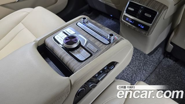 Kia K9 2023 — photo 25