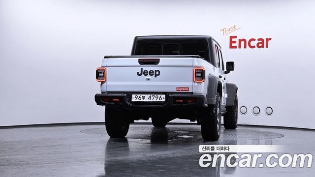 Jeep Gladiator 2021 — photo 4