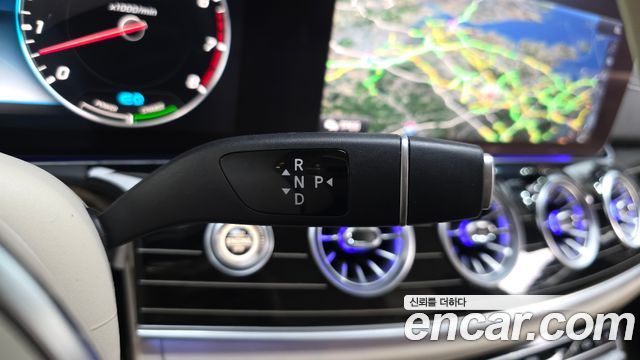 Mercedes-Benz CLS-Class 2019 — photo 12