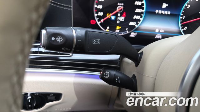 Mercedes-Benz CLS-Class 2019 — photo 29