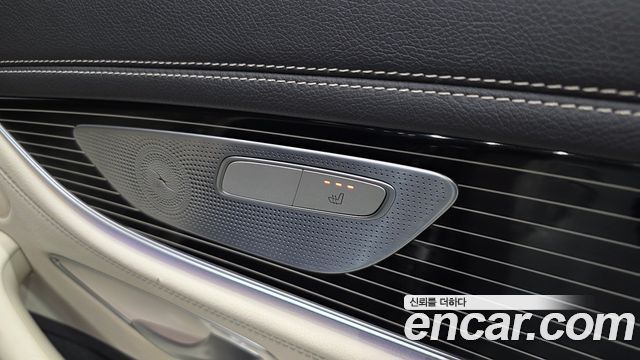 Mercedes-Benz CLS-Class 2019 — photo 30
