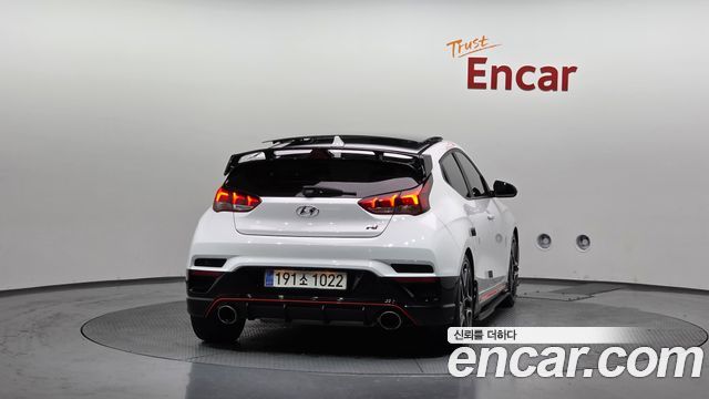 Hyundai Veloster 2023 — photo 4