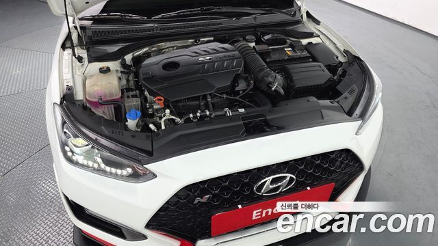 Hyundai Veloster 2023 — photo 6