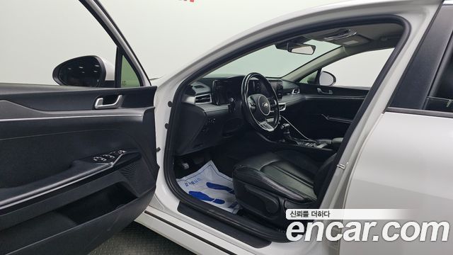 Kia K5 2020 — photo 10
