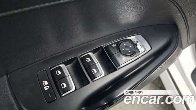Kia K5 2020 — photo 13