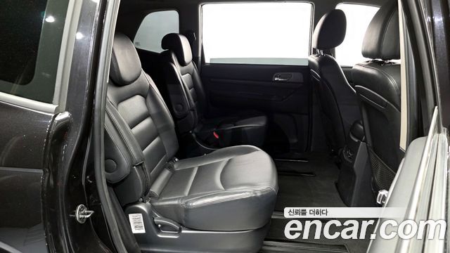 KG Mobility KORANDO 2018 — photo 17
