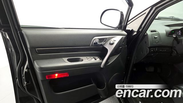 KG Mobility KORANDO 2018 — photo 14