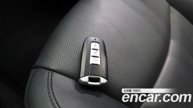 KG Mobility KORANDO 2018 — photo 30