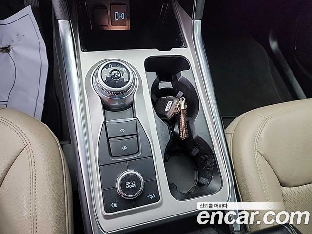 Ford Explorer 2022 — photo 8