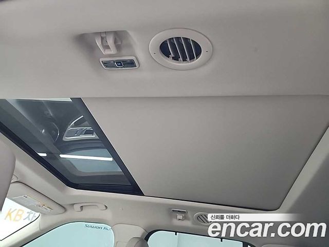 Ford Explorer 2022 — photo 14