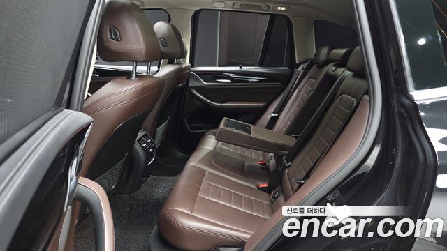 BMW X3 2018 — photo 18