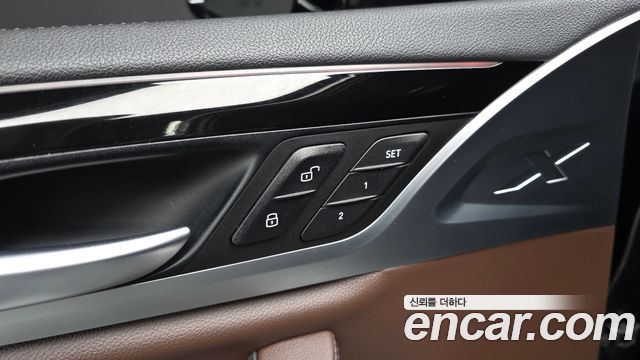 BMW X3 2018 — photo 24