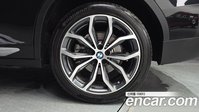 BMW X3 2018 — photo 7