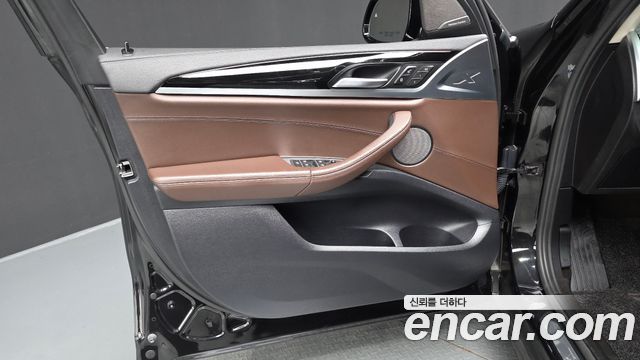BMW X3 2018 — photo 14