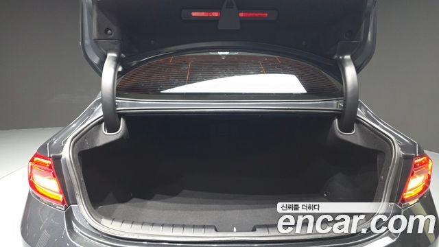 Hyundai Grandeur 2019 — photo 26