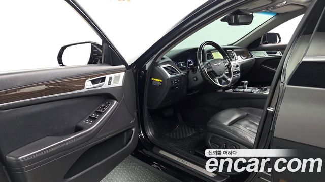 Genesis G80 2017 — photo 10