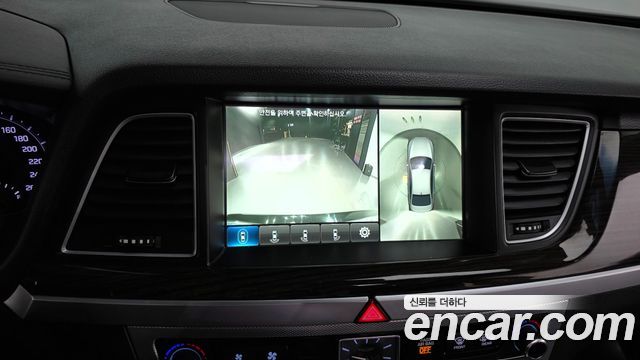 Genesis G80 2017 — photo 15