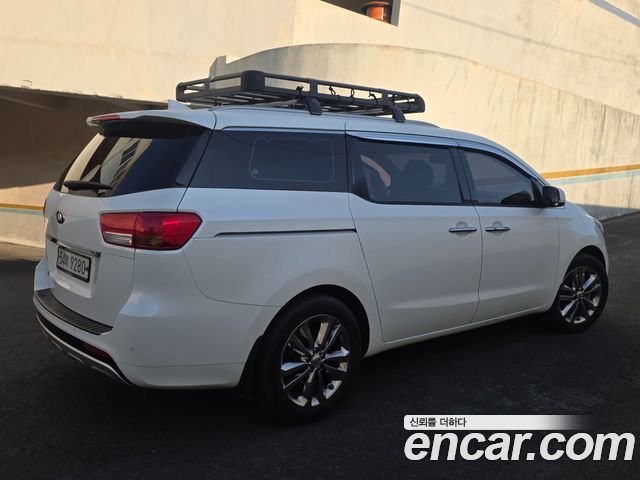 Kia Canival 2017 — photo 8