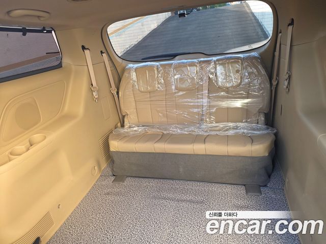 Kia Canival 2017 — photo 19