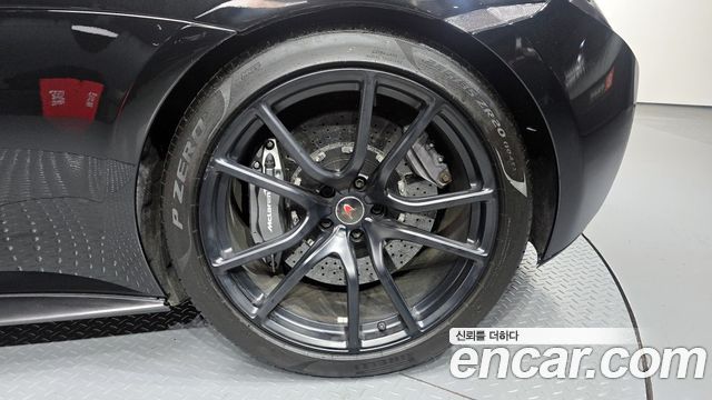 Mclaren 570S 2018 — photo 7