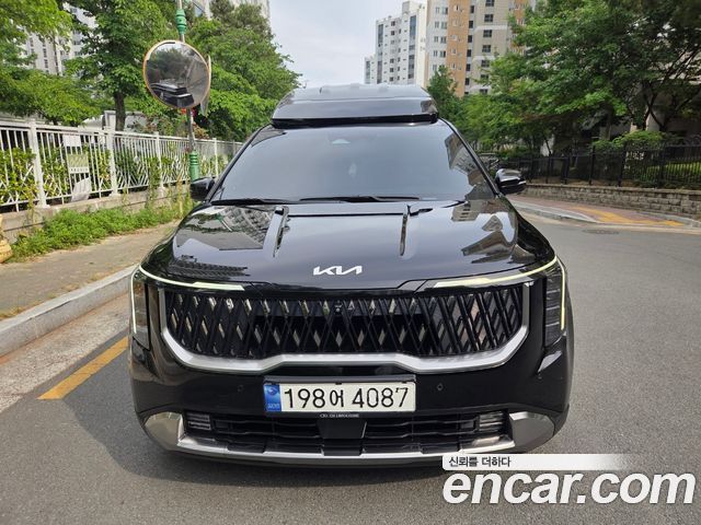 Kia Canival 2024 — photo 1