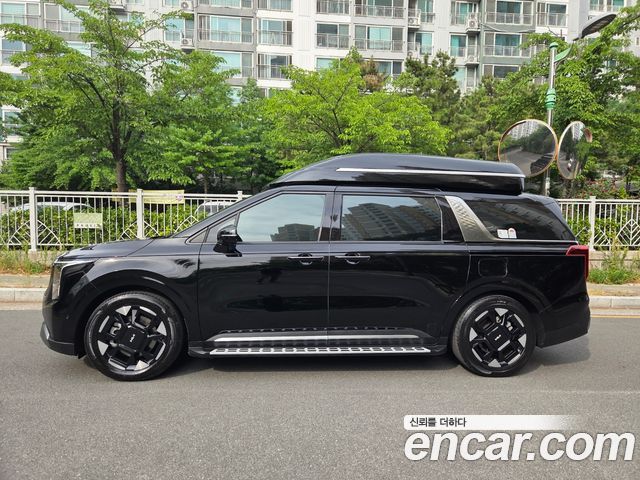 Kia Canival 2024 — photo 2