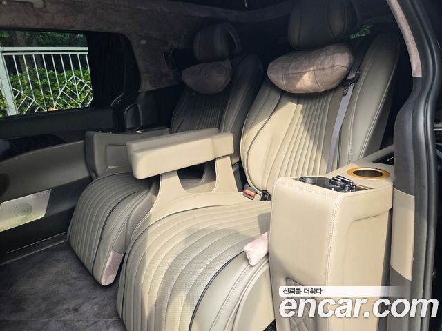 Kia Canival 2024 — photo 8