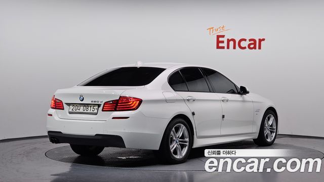 BMW 5-Series 2016 — photo 2