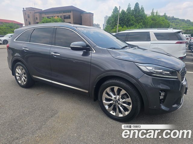 Kia Sorento 2019 — photo 2