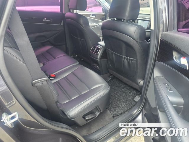 Kia Sorento 2019 — photo 19