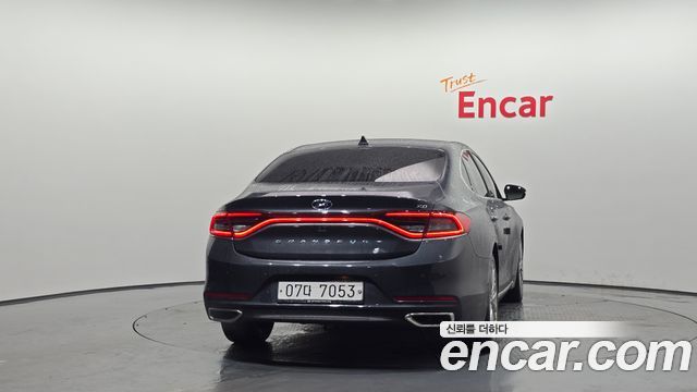 Hyundai Grandeur 2018 — photo 4