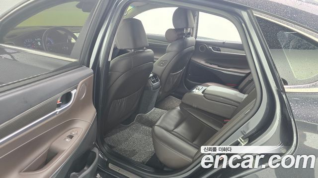 Hyundai Grandeur 2018 — photo 12