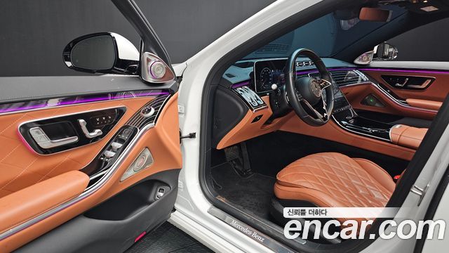 Mercedes-Benz S-Class 2024 — photo 11