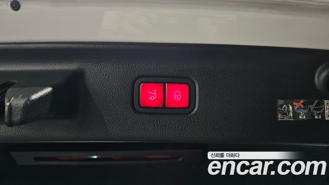 Mercedes-Benz S-Class 2024 — photo 20
