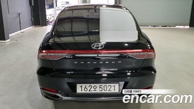 Hyundai Grandeur 2023 — photo 4