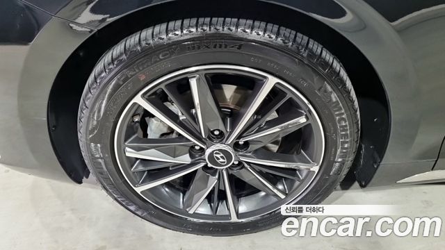 Hyundai Grandeur 2023 — photo 5
