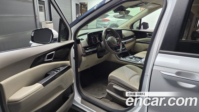 Kia Canival 2021 — photo 13