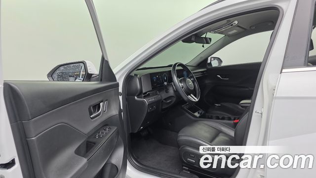 Hyundai Kona 2023 — photo 17