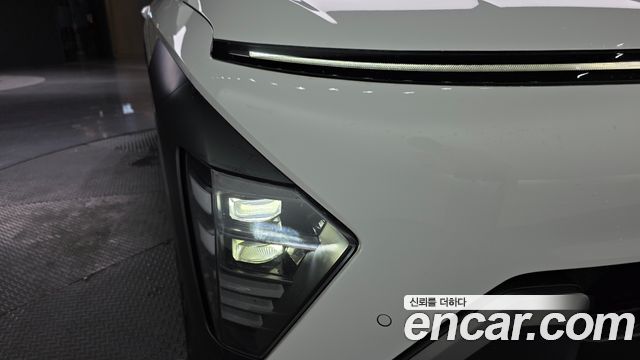 Hyundai Kona 2023 — photo 8