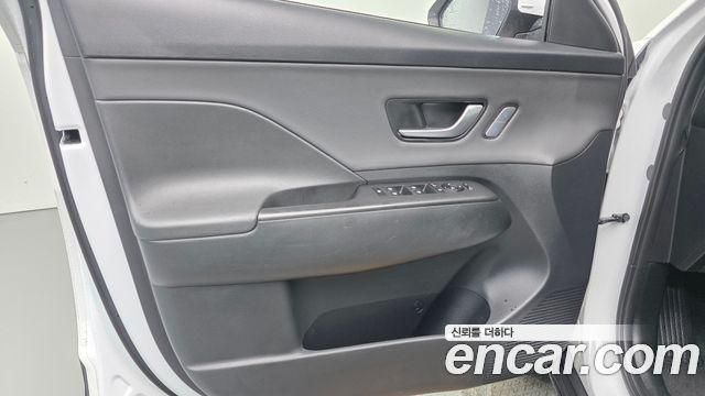 Hyundai Kona 2023 — photo 14