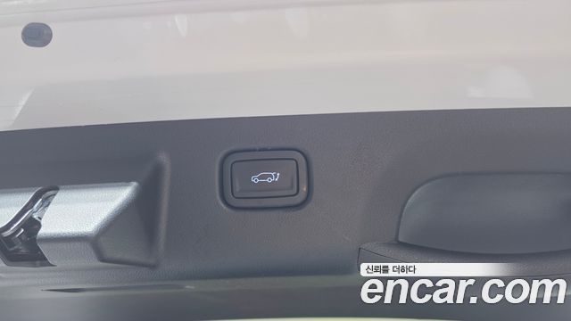 Hyundai Kona 2023 — photo 16
