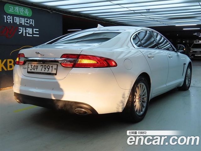 Jaguar XF 2014 — photo 4