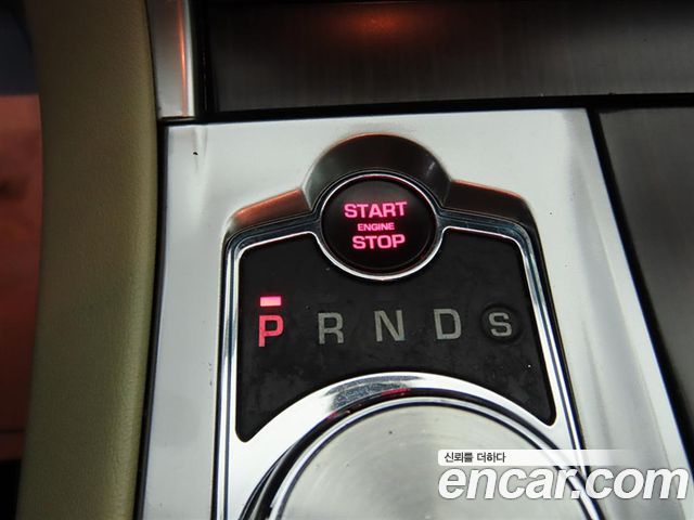 Jaguar XF 2014 — photo 12