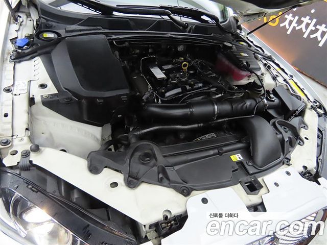Jaguar XF 2014 — photo 19