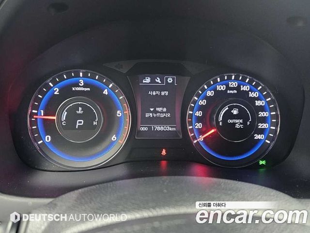 Hyundai i40 2016 — photo 8