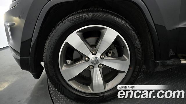 Jeep Cherokee 2015 — photo 5